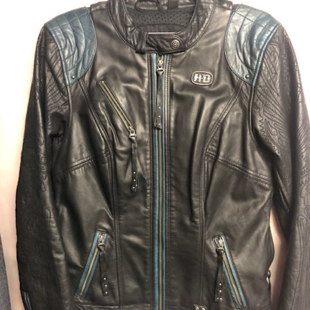 Harley Davidson Women's Jacket - Size Medium